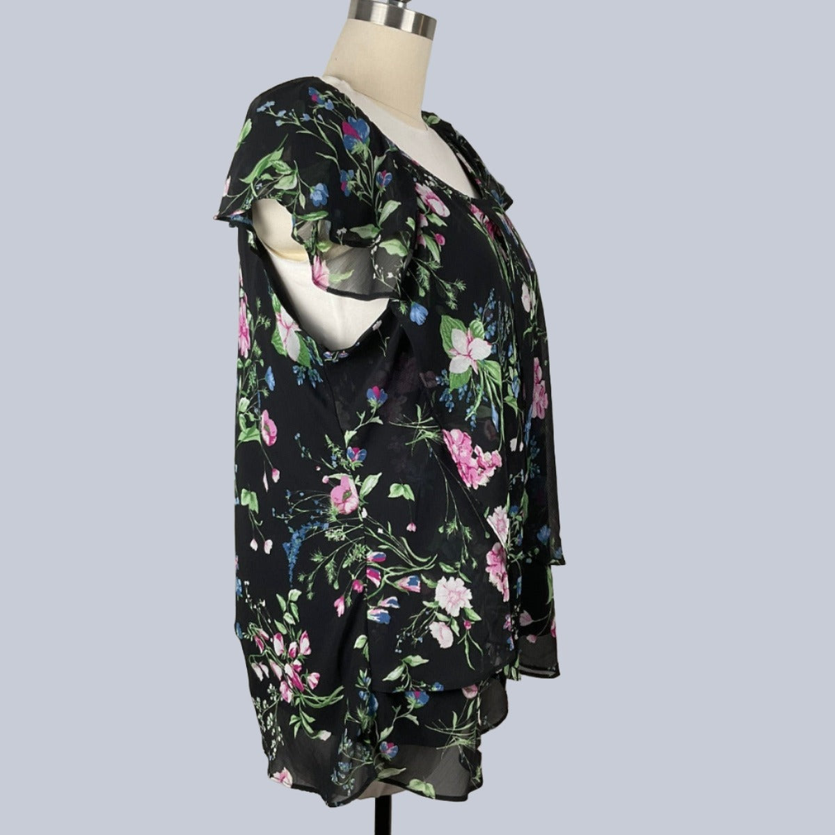 Women's Black Floral Blouse Size 2X - Left Side View