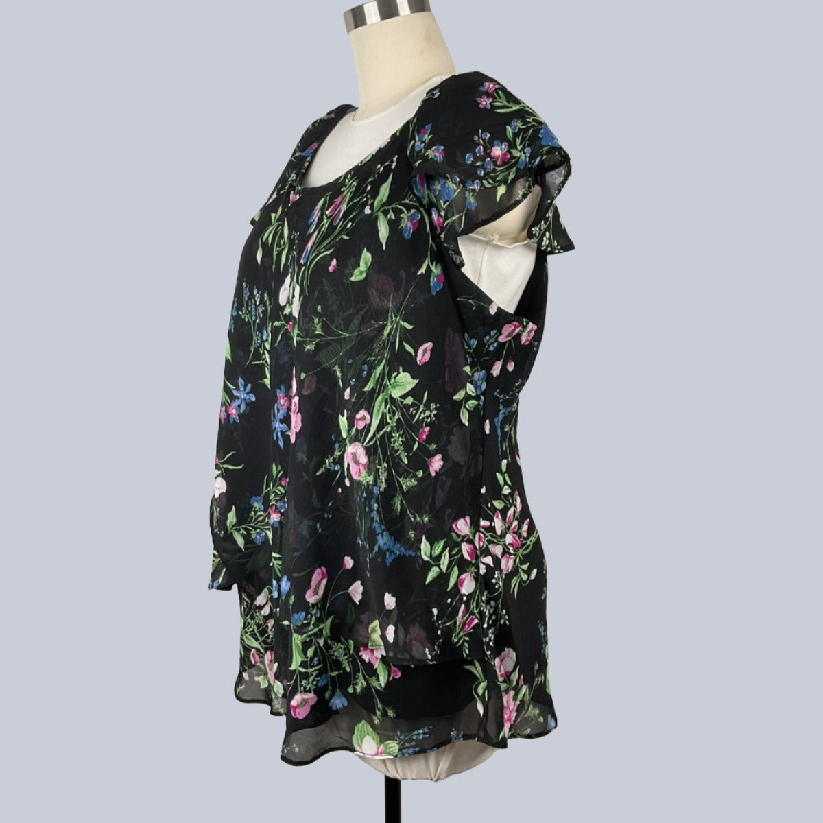 Women's Black Floral Blouse Size 2X - Right Side View