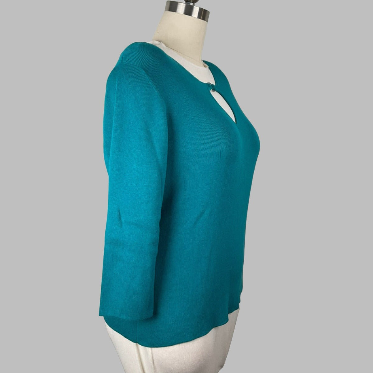 Women's Pierre Cardin Turquoise Keyhole Sweater XL - Right Side View