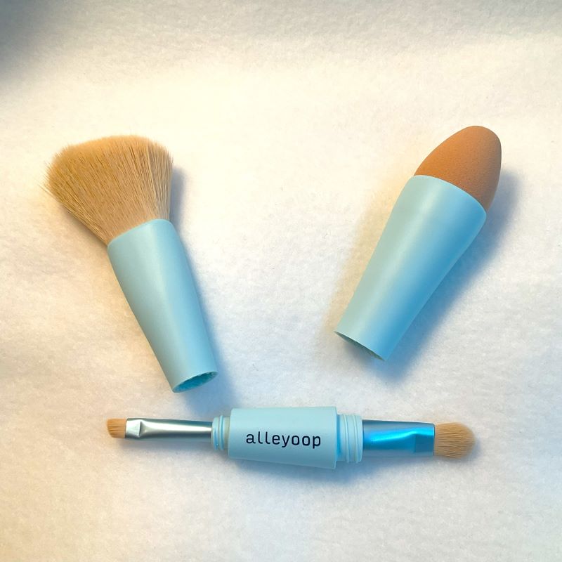 Multi-task makeup brush is perfect for travel!